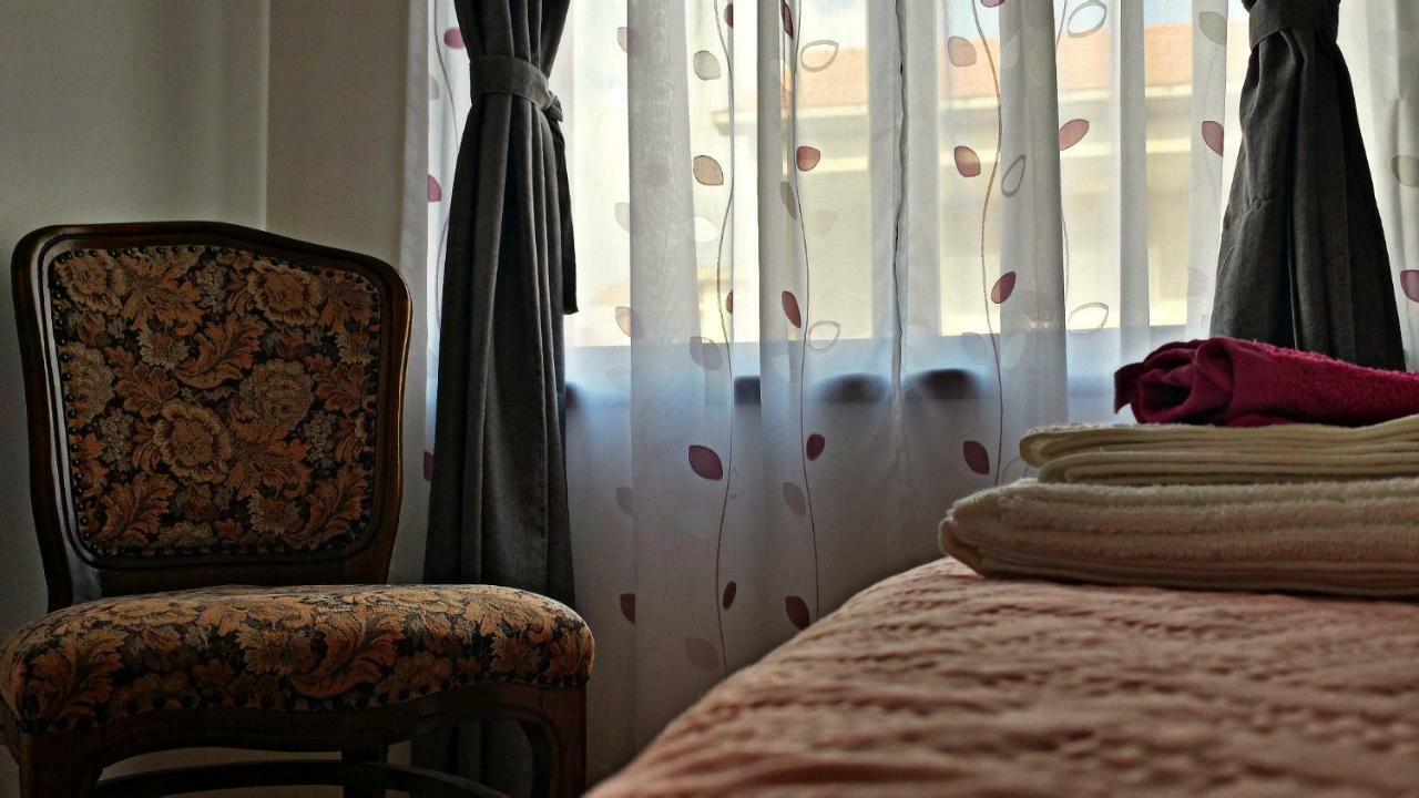 Apartmani Anda Трогир Екстериор снимка